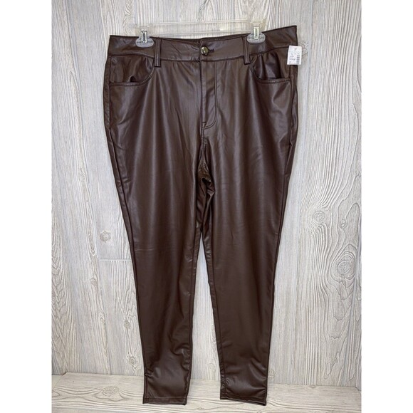 Maurices RTV Perfect Faux Leather Skinny High Rise Pant Women's 16 Reg Brown NWT - Picture 2 of 14